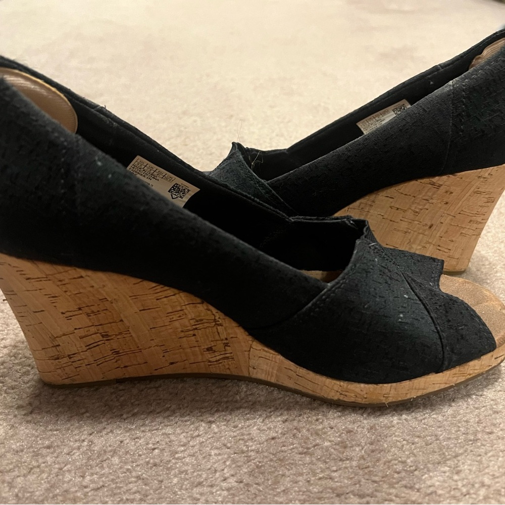 Toms Black and Tan Wedge Shoes